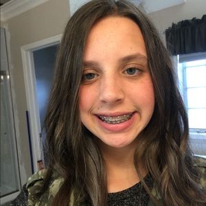 Meet your Posher, Maya